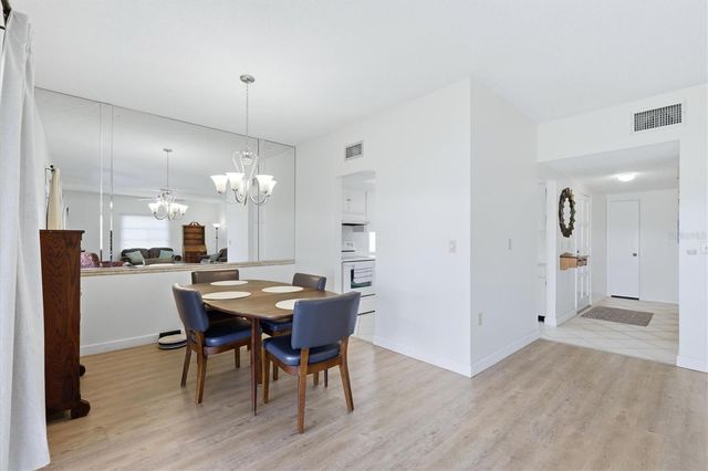 5887 TIDEWOOD AVENUE 2, Sarasota, FL 34231