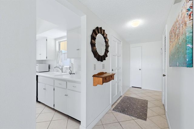 5887 TIDEWOOD AVENUE 2, Sarasota, FL 34231