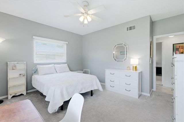 5887 TIDEWOOD AVENUE 2, Sarasota, FL 34231