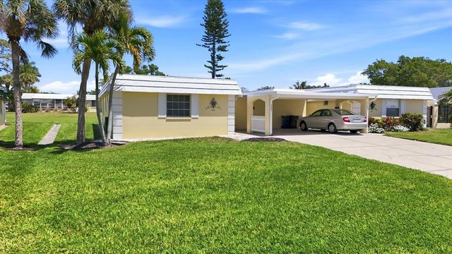 5887 TIDEWOOD AVENUE 2, Sarasota, FL 34231
