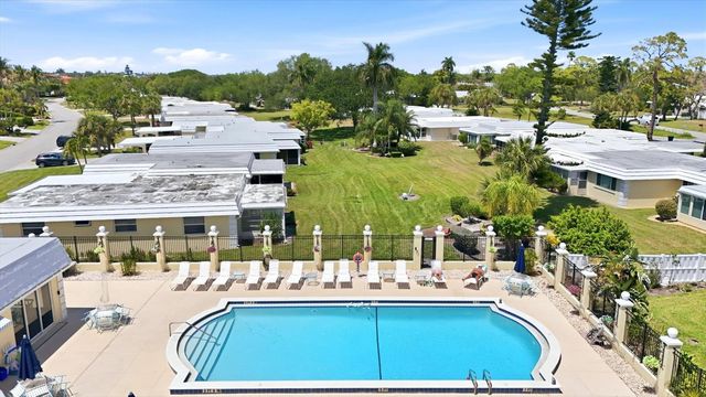 5887 TIDEWOOD AVENUE 2, Sarasota, FL 34231