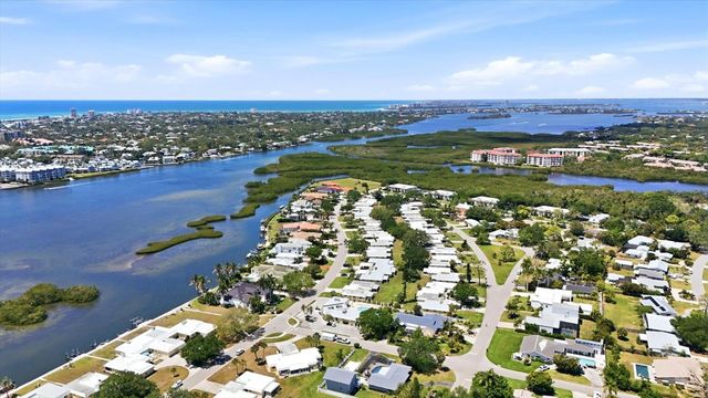 5887 TIDEWOOD AVENUE 2, Sarasota, FL 34231