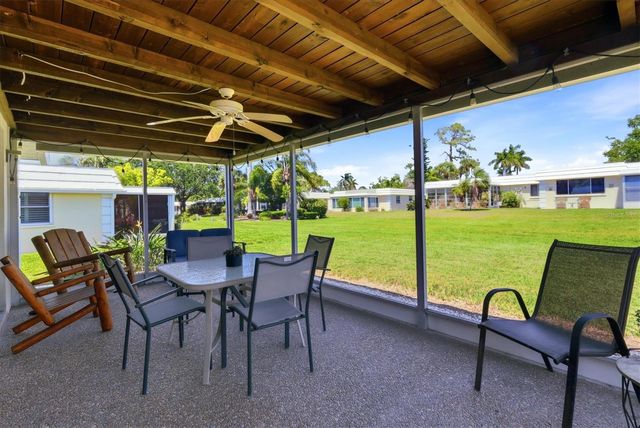 5887 TIDEWOOD AVENUE 2, Sarasota, FL 34231