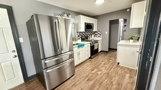 9206 Morris Drive, Hawk Cove, TX 75474