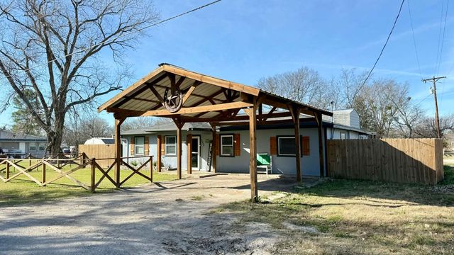 9206 Morris Drive, Hawk Cove, TX 75474