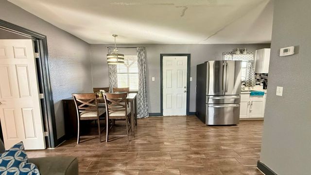 9206 Morris Drive, Hawk Cove, TX 75474