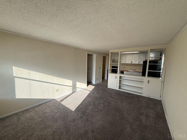 9537 Olde Woods Drive, West Chester, OH 45011