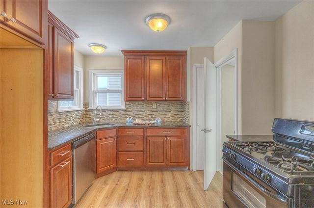 25671 Farringdon Avenue, Euclid, OH 44132