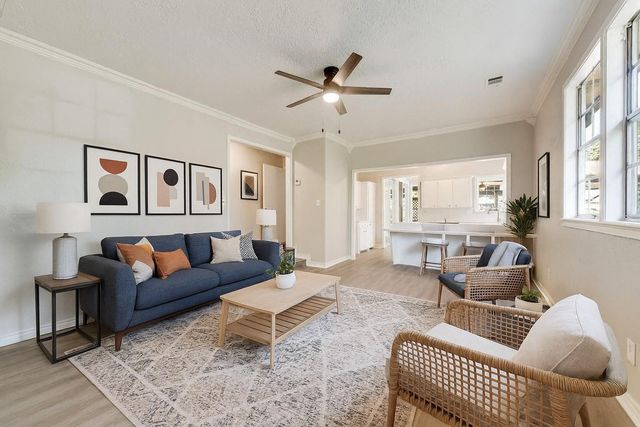 111 Dogwood Trail, Gun Barrel City, TX 75156