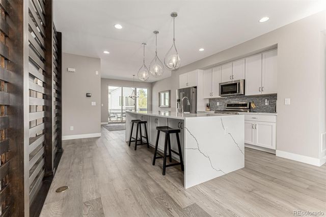 6984 E 1st Avenue, Denver, CO 80230