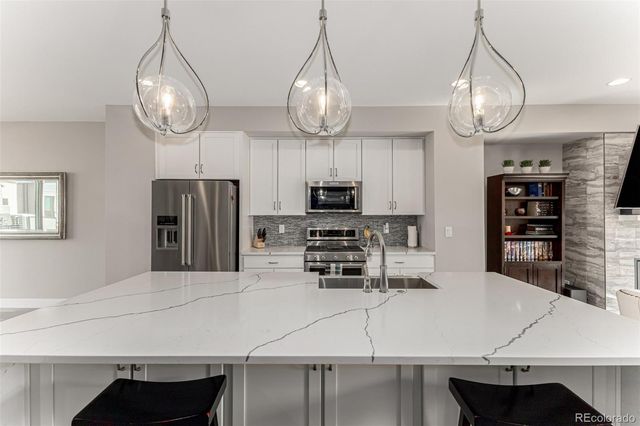 6984 E 1st Avenue, Denver, CO 80230