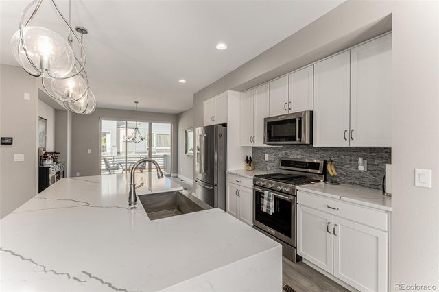 6984 E 1st Avenue, Denver, CO 80230