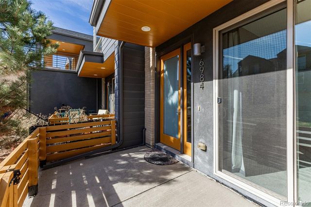 6984 E 1st Avenue, Denver, CO 80230