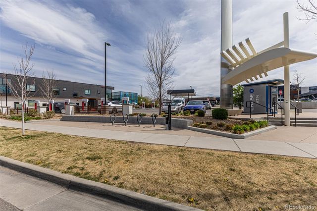 6984 E 1st Avenue, Denver, CO 80230