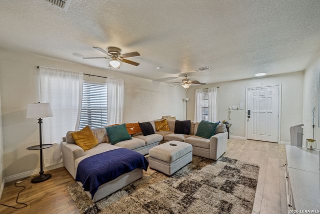 1114 Sundance Hunt, San Antonio, TX 78245