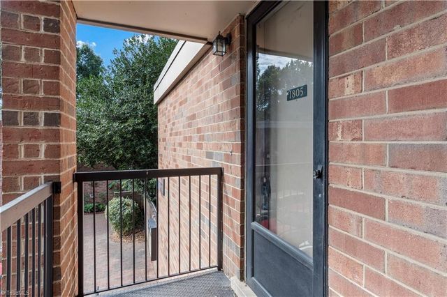 1805 S Hawthorne Road, Winston-salem, NC 27103
