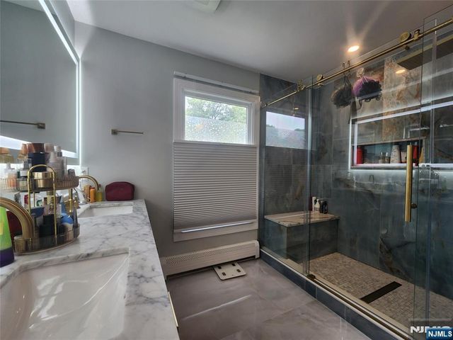 194 8th Street, Cresskill, NJ 07626