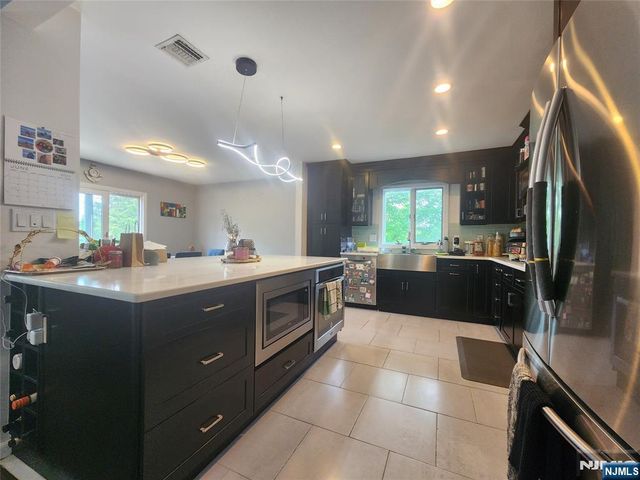 194 8th Street, Cresskill, NJ 07626