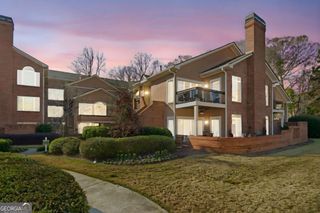 5364 BROOKE RIDGE Drive, Atlanta, GA 30338
