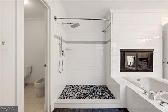 7809 FOX GATE CT, Bethesda, MD 20817