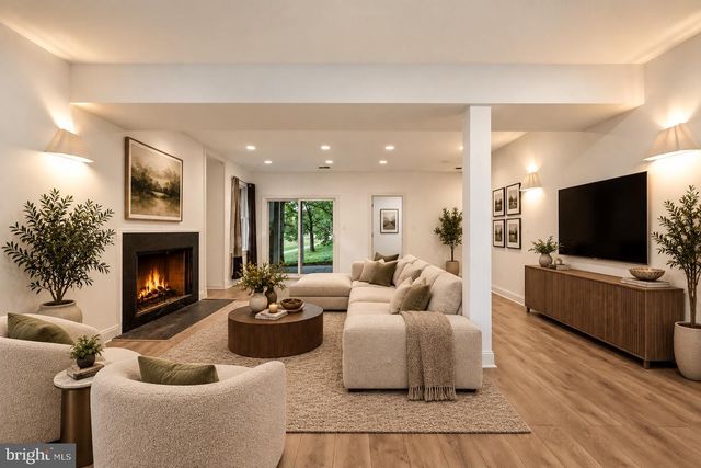 7809 FOX GATE CT, Bethesda, MD 20817