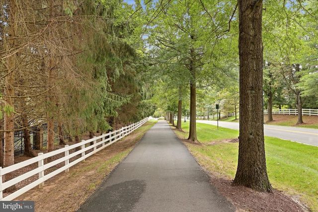 7809 FOX GATE CT, Bethesda, MD 20817