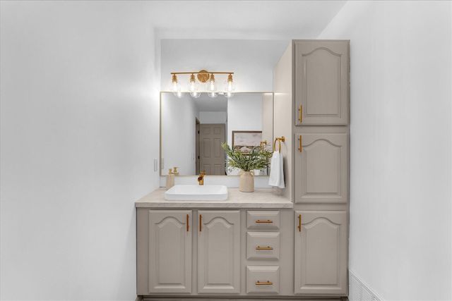 5069 Dio Drive, Cedar Springs, MI 49319