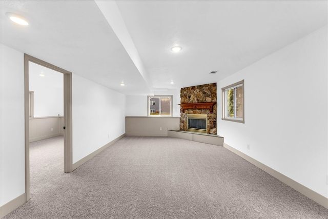 5069 Dio Drive, Cedar Springs, MI 49319