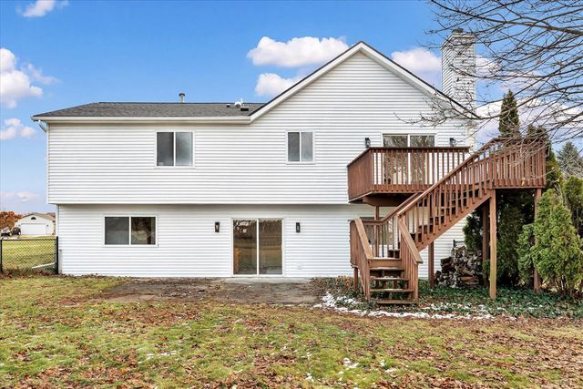 5069 Dio Drive, Cedar Springs, MI 49319