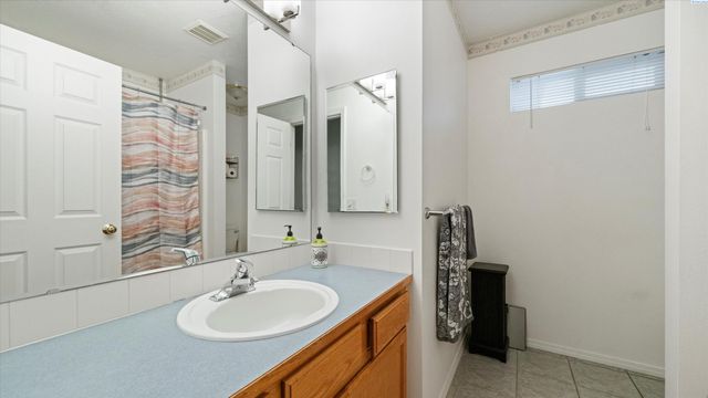 8412 Lancaster Dr., Pasco, WA 99301