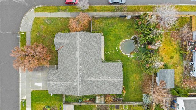 8412 Lancaster Dr., Pasco, WA 99301