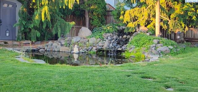 8412 Lancaster Dr., Pasco, WA 99301