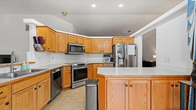 8412 Lancaster Dr., Pasco, WA 99301