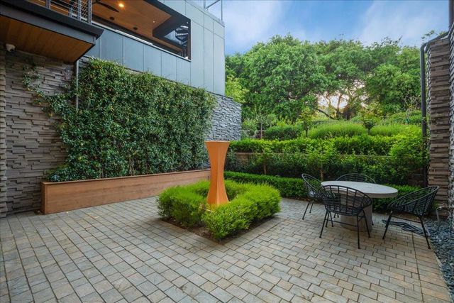 20078 Goetting Court, Saratoga, CA 95070