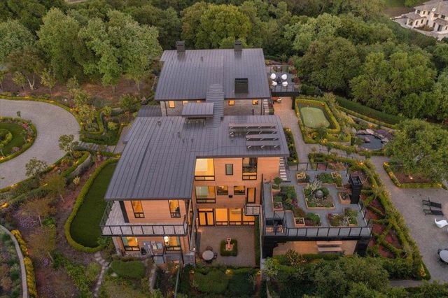 20078 Goetting Court, Saratoga, CA 95070