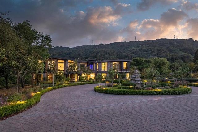 20078 Goetting Court, Saratoga, CA 95070