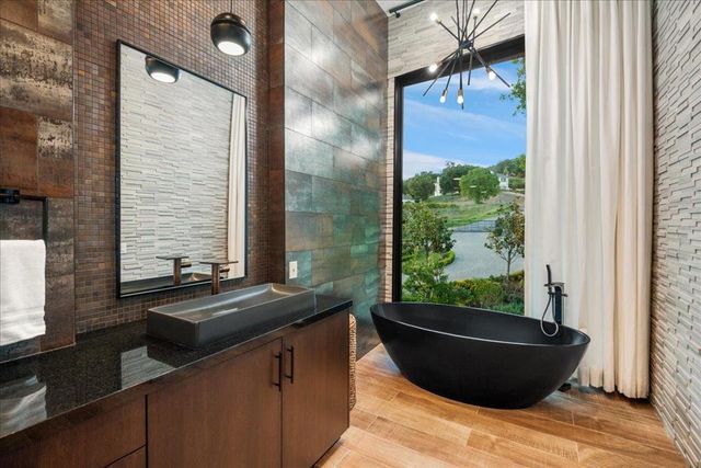 20078 Goetting Court, Saratoga, CA 95070