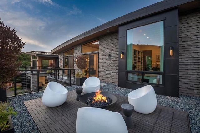 20078 Goetting Court, Saratoga, CA 95070