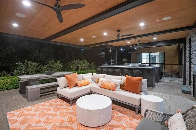 20078 Goetting Court, Saratoga, CA 95070