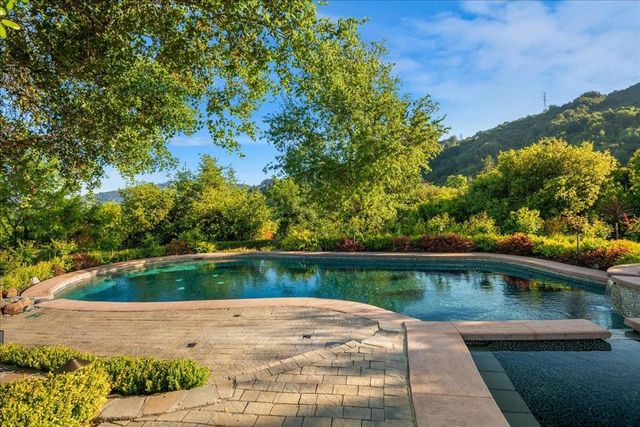 20078 Goetting Court, Saratoga, CA 95070