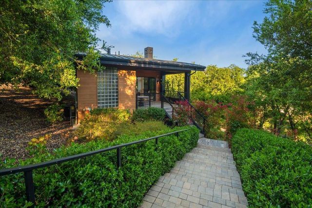 20078 Goetting Court, Saratoga, CA 95070