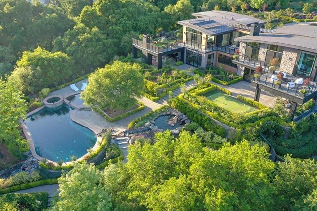 20078 Goetting Court, Saratoga, CA 95070