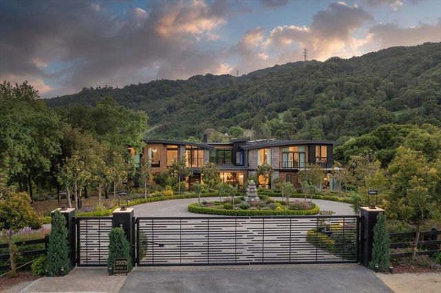 20078 Goetting Court, Saratoga, CA 95070