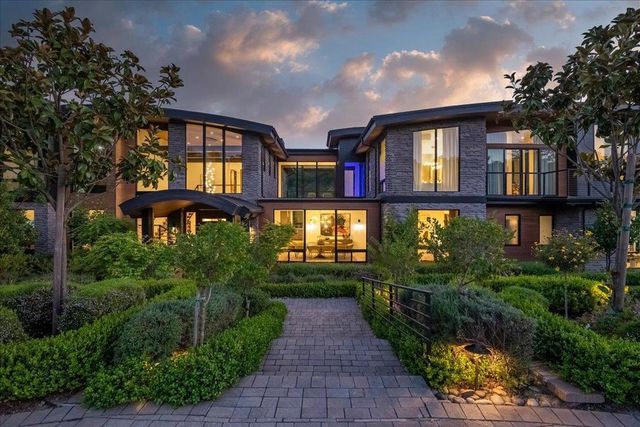 20078 Goetting Court, Saratoga, CA 95070