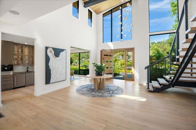 20078 Goetting Court, Saratoga, CA 95070