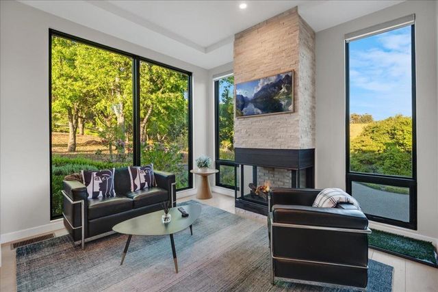 20078 Goetting Court, Saratoga, CA 95070