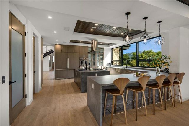 20078 Goetting Court, Saratoga, CA 95070