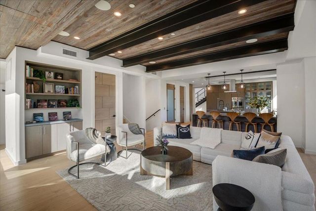 20078 Goetting Court, Saratoga, CA 95070