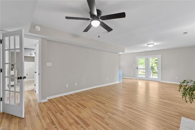 326 Norma CT, Newport News, VA 23602