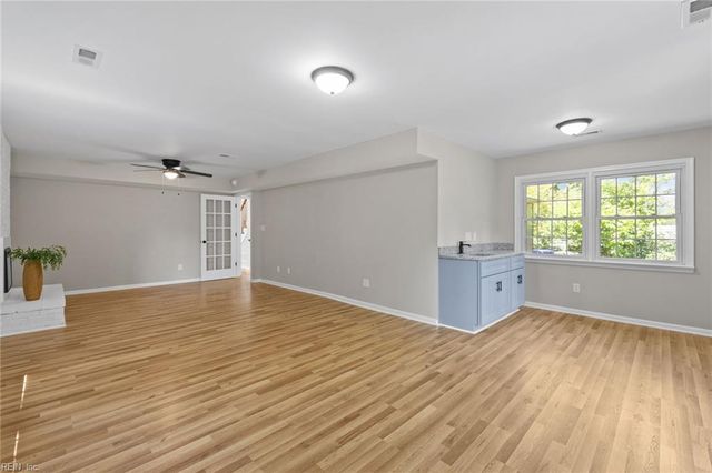 326 Norma CT, Newport News, VA 23602